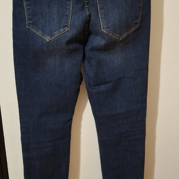 MIAMI HIGH RISE JEANS 👖 - Picture 3 of 3